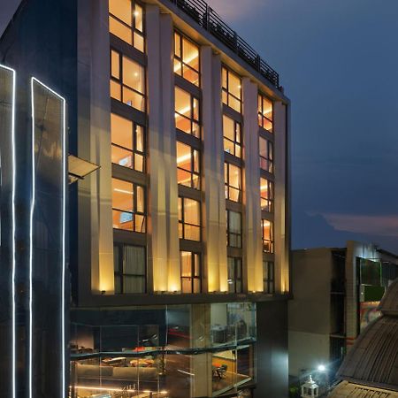 Lumen Bangkok Udomsuk Station Hotel Luaran gambar