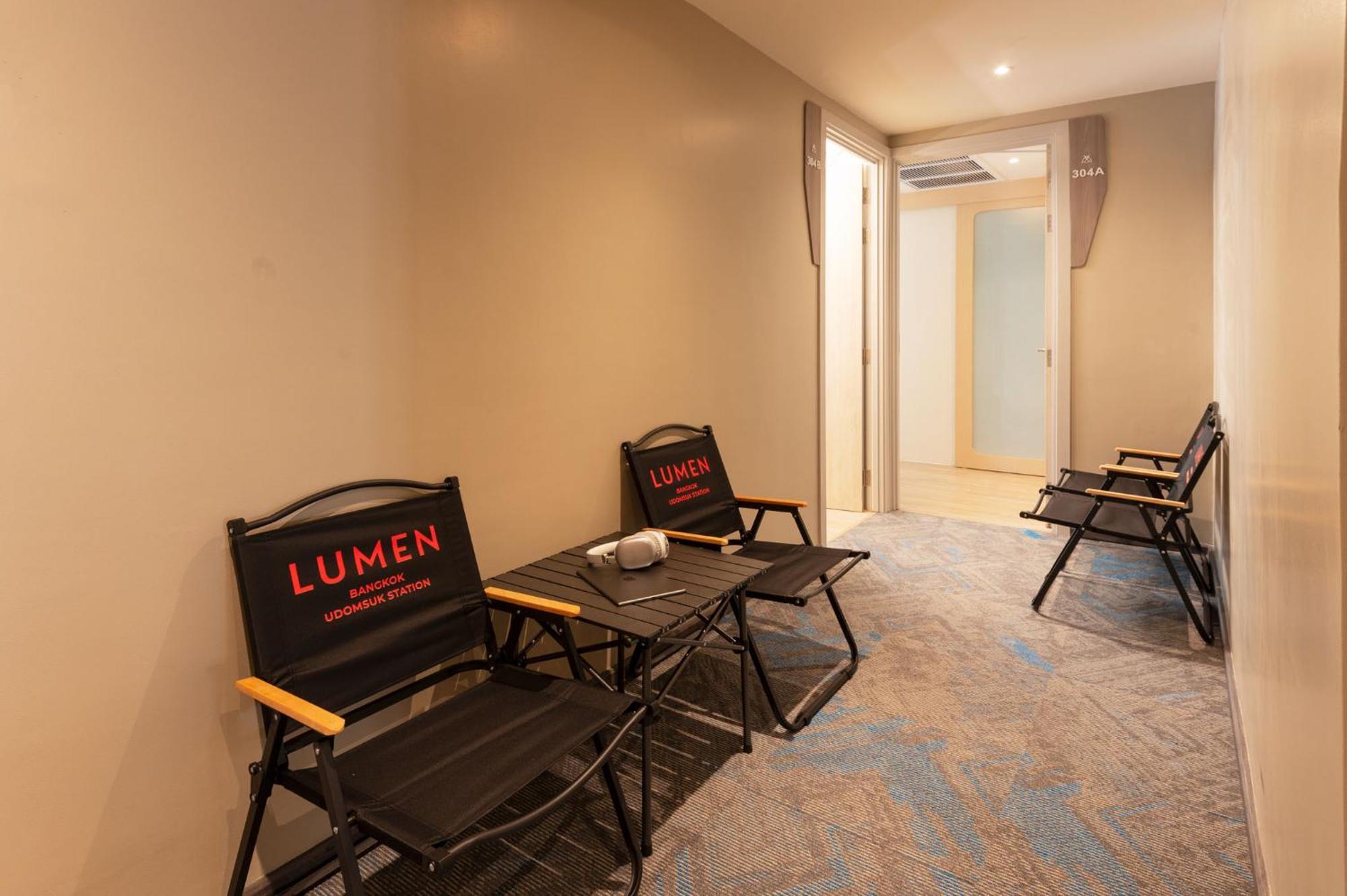 Lumen Bangkok Udomsuk Station Hotel Luaran gambar